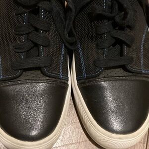 Vans Men's Black and Blue Sneakers